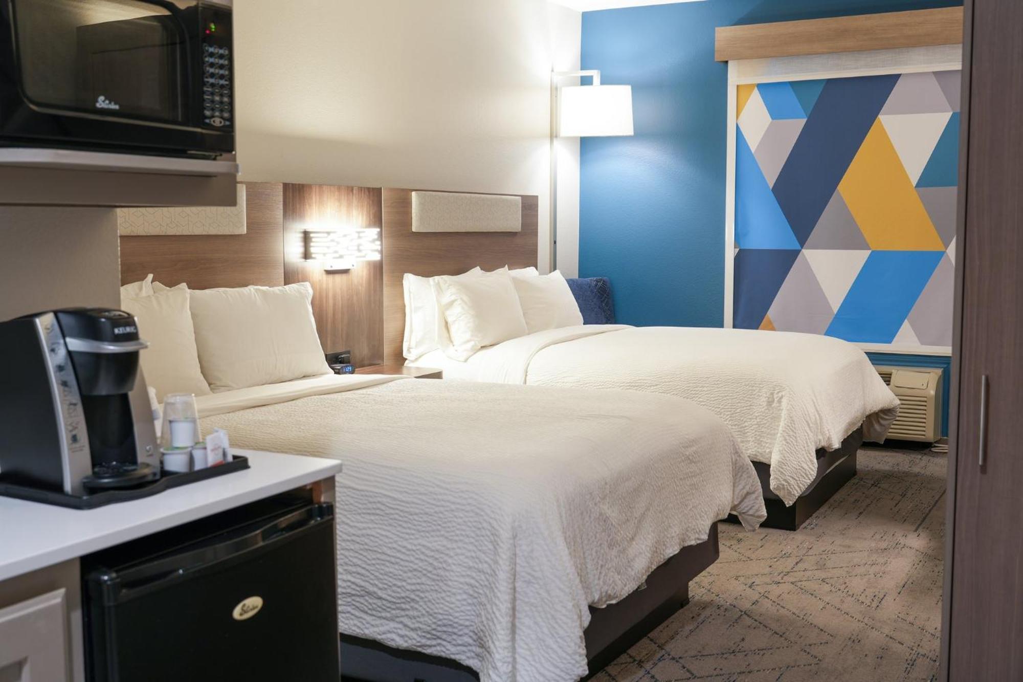 Holiday Inn Express Hotel & Suites Cedar Hill By Ihg Екстериор снимка